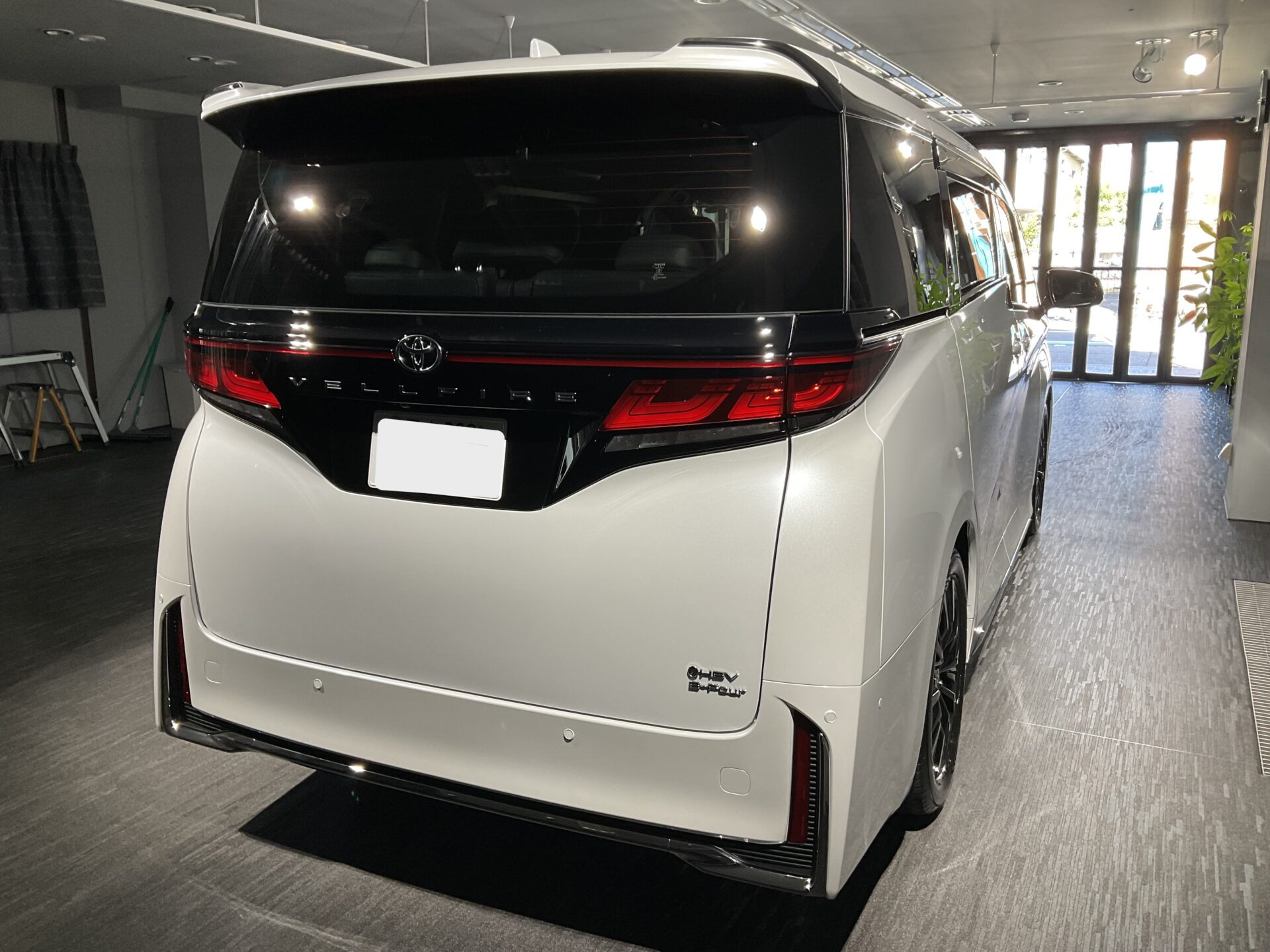 NEW　VELLFIRE