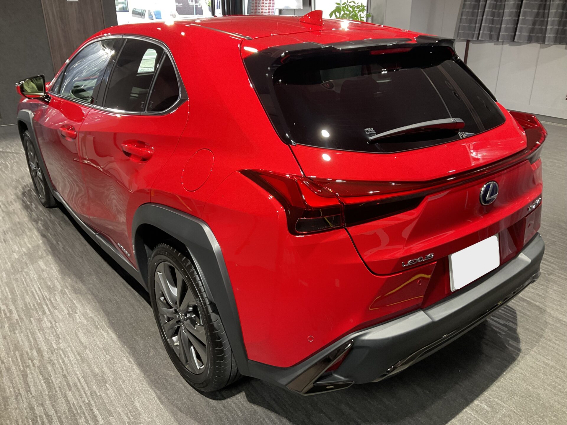 LEXUS　UX