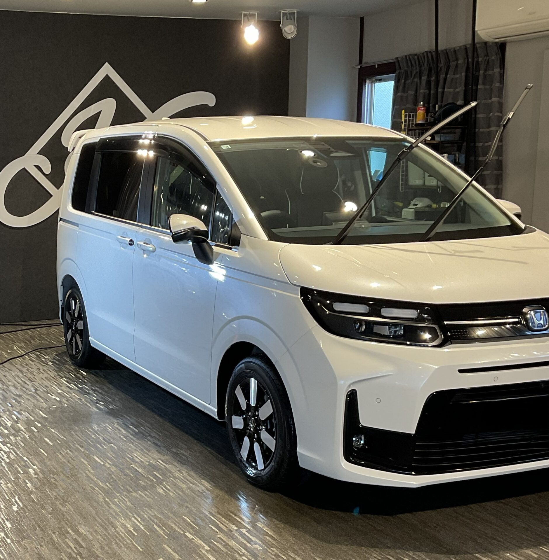 フリード　classR　３年保証