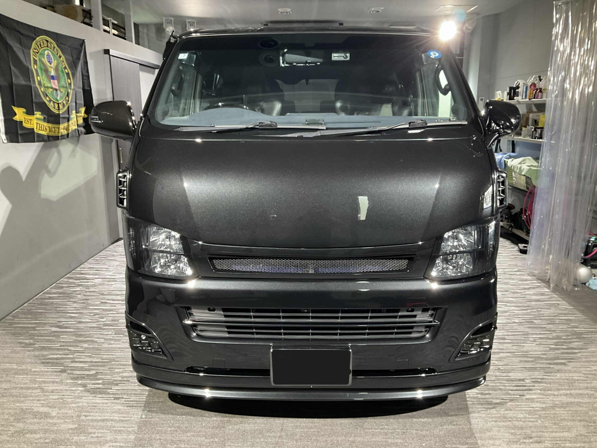 TOYOTA　HIACE　wagon